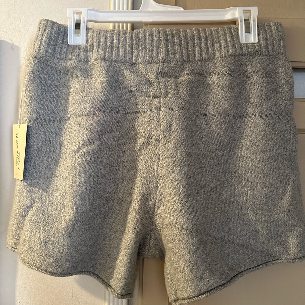 Target Universal Thread Shorts M - Picture 2 of 4